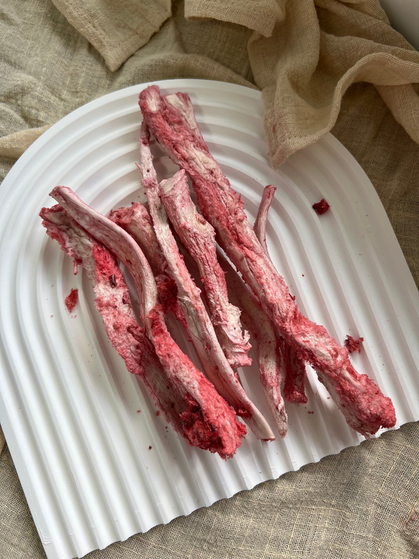 Cranberry & Strawberry Beef Tendon